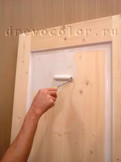 Как покрасить межкомнатные двери своими руками и какой краской: пошаговая инструкция